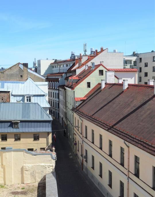Luxury Apartment With A Balcony And View In Riga Old Town Exterior photo