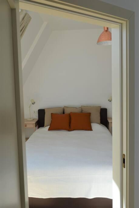 Luxury Apartment With A Balcony And View In Riga Old Town Exterior photo