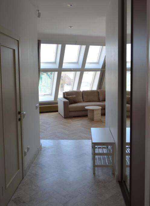 Luxury Apartment With A Balcony And View In Riga Old Town Exterior photo